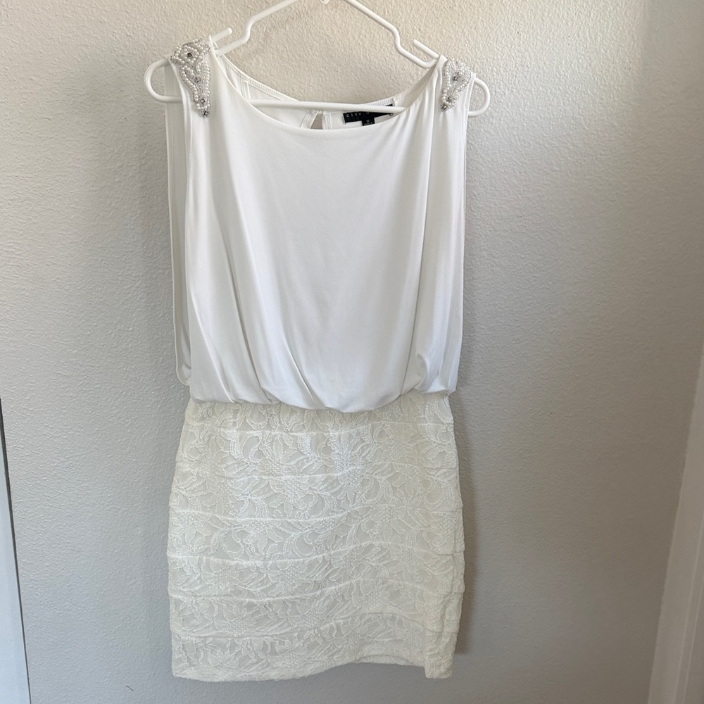 White bachelorette wedding grad dress Embellished Ivory & White Lace size 11